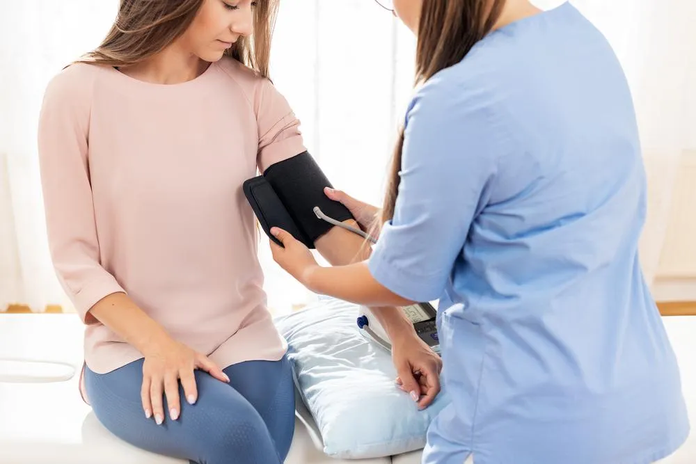 Nízký krevní tlak – příznaky a léčba