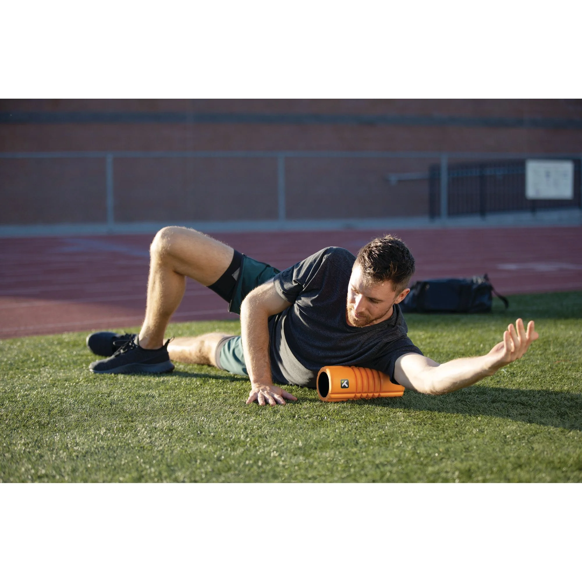 TriggerPoint GRID TRAVEL Foam Roller, cestovní masážní válec, oranžový 