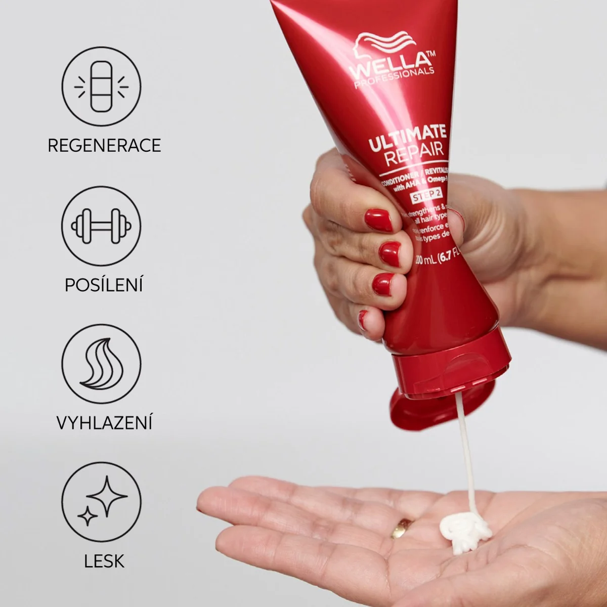 Wella Professionals Ultimate Repair kondicionér pro poškozené vlasy 200 ml