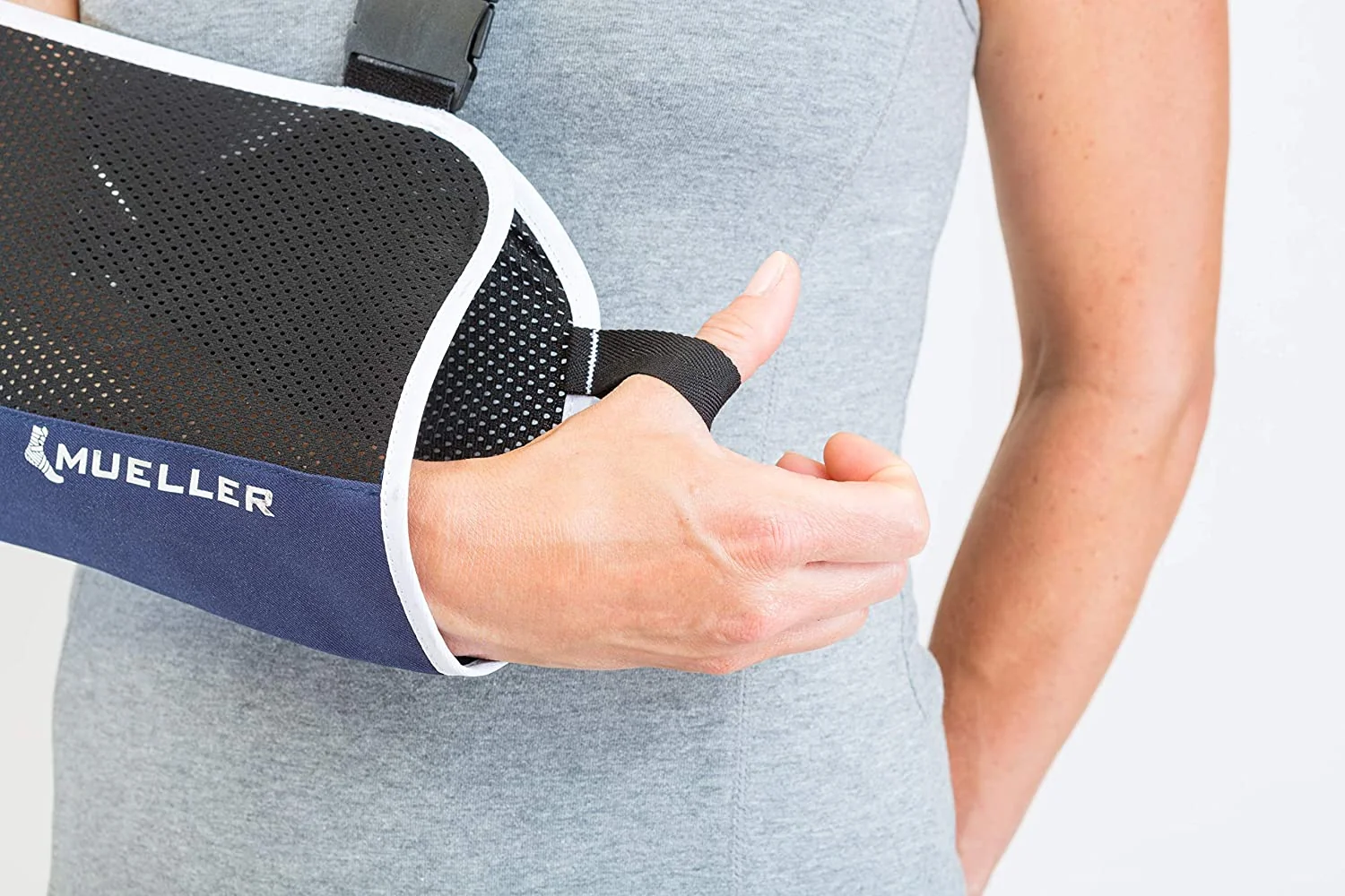 Mueller Sports Medicine Adjustable Arm Sling, ramenní závěs 