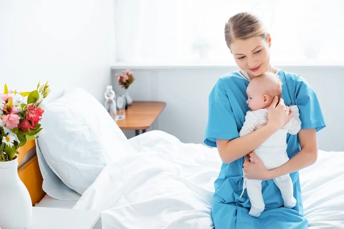 Oxytocin – jaké má účinky při porodu a kojení?