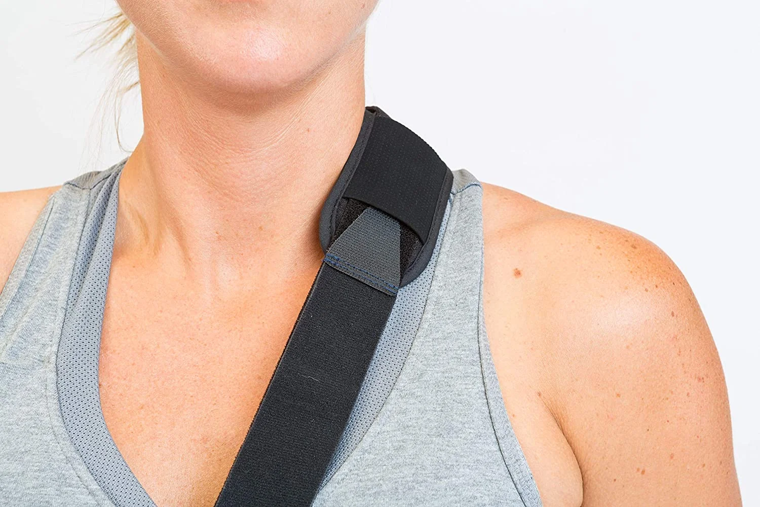 Mueller Sports Medicine Adjustable Arm Sling, ramenní závěs 