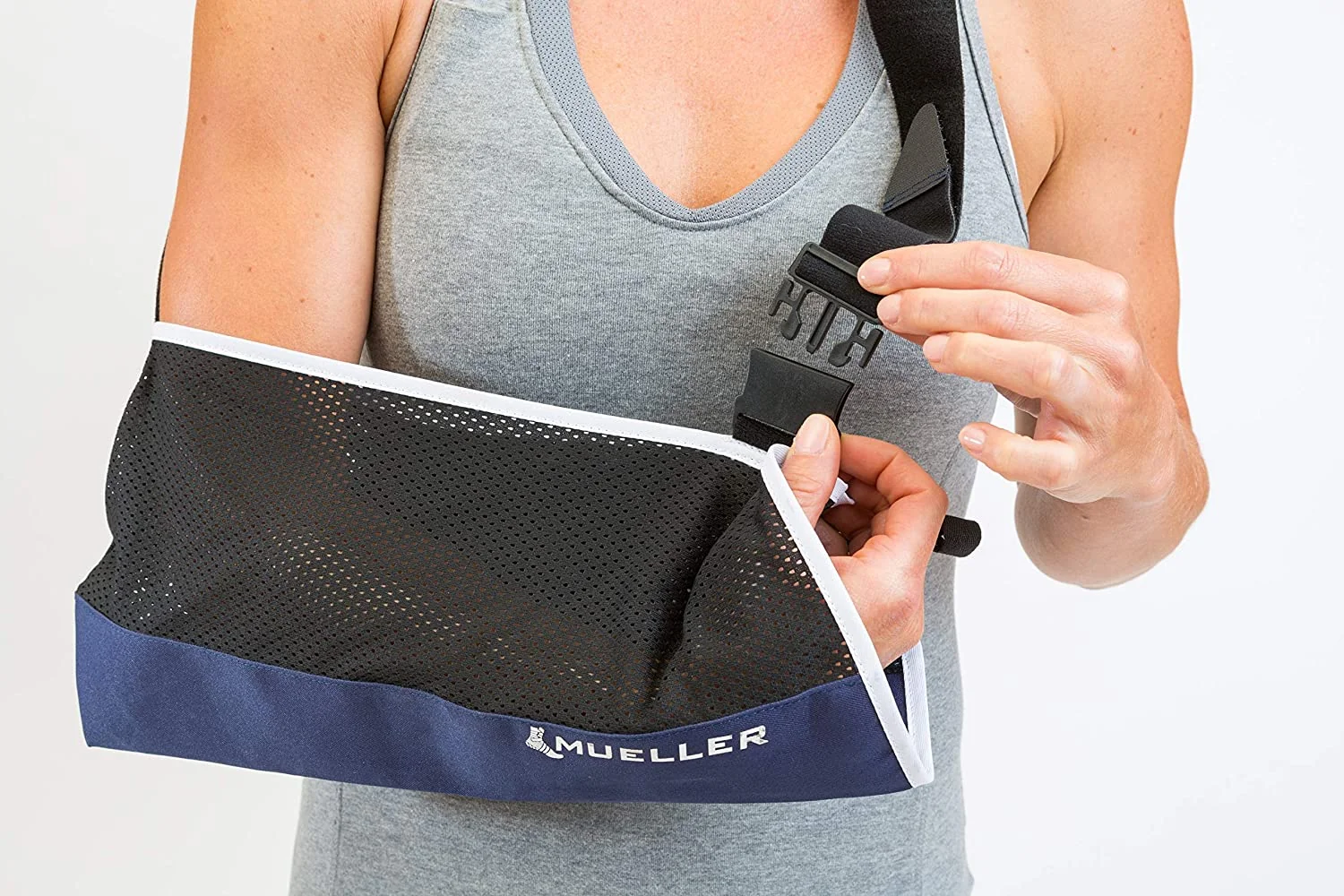 Mueller Sports Medicine Adjustable Arm Sling, ramenní závěs 