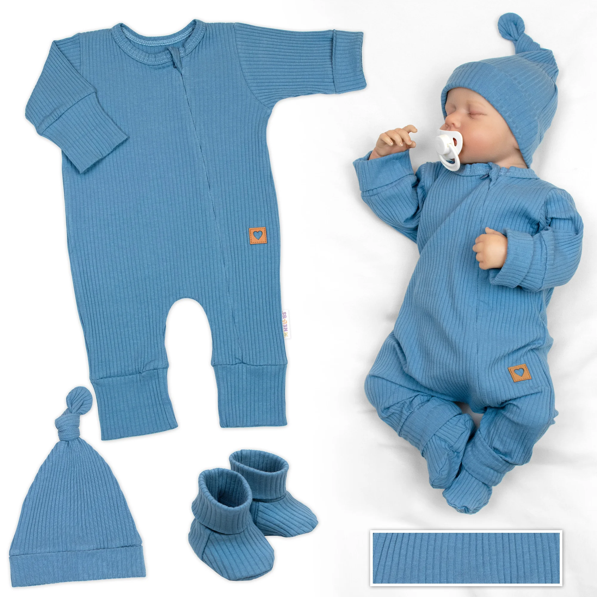 Baby Nellys Rostoucí žebrovaný overálek, čepička a botičky, 3D, Nature -jeans