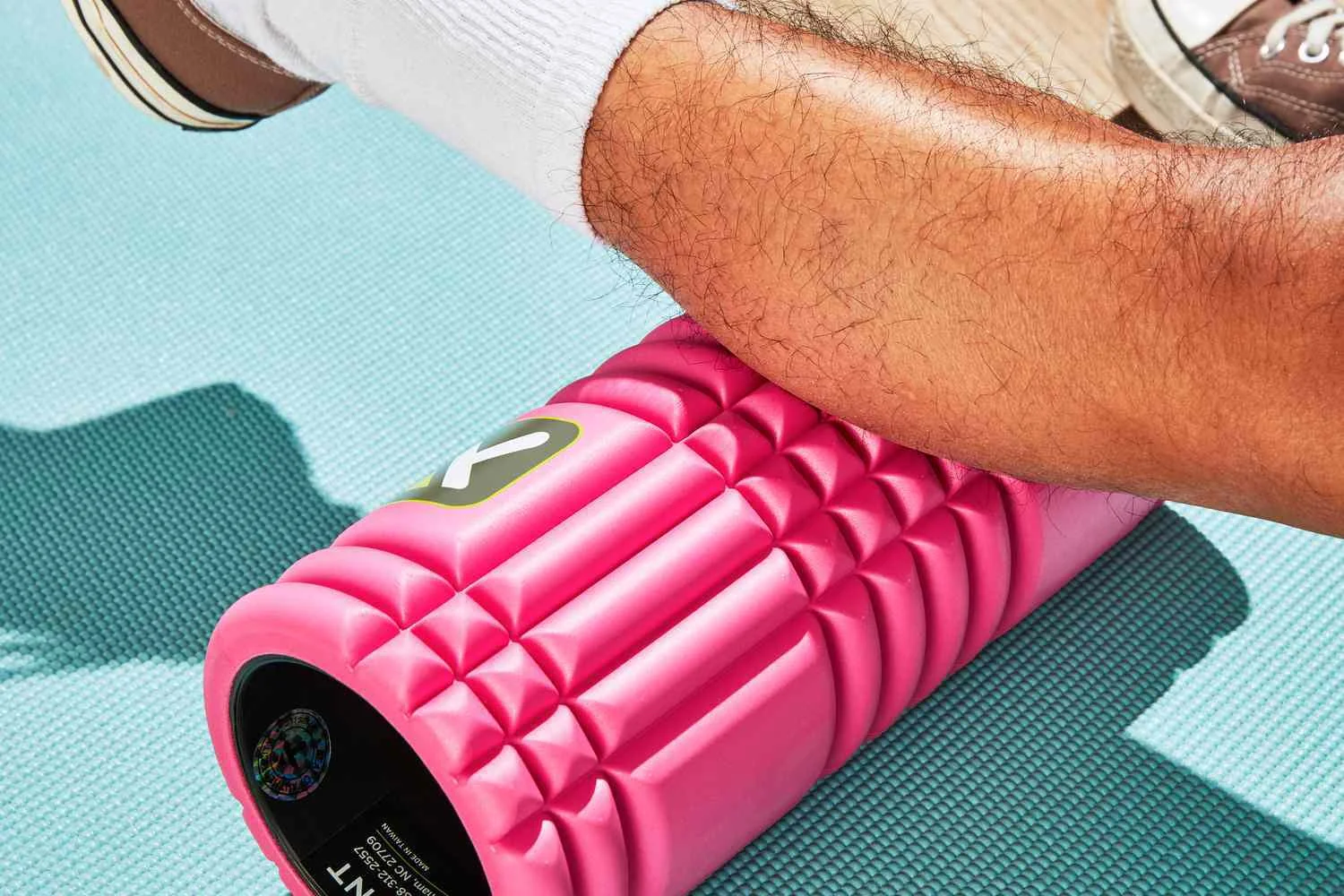 TriggerPoint GRID 1.0 Foam Roller, masážní válec, 33 cm, růžový 