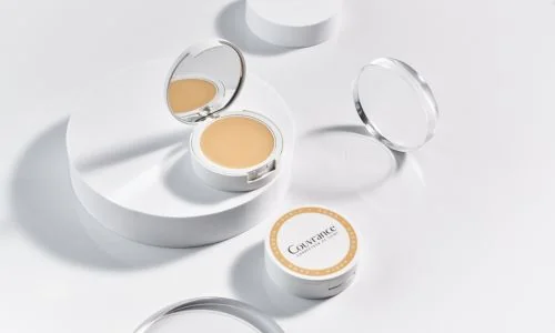 Avène Couvrance Kompaktní krémový make-up SPF30 Natural  8,5 g