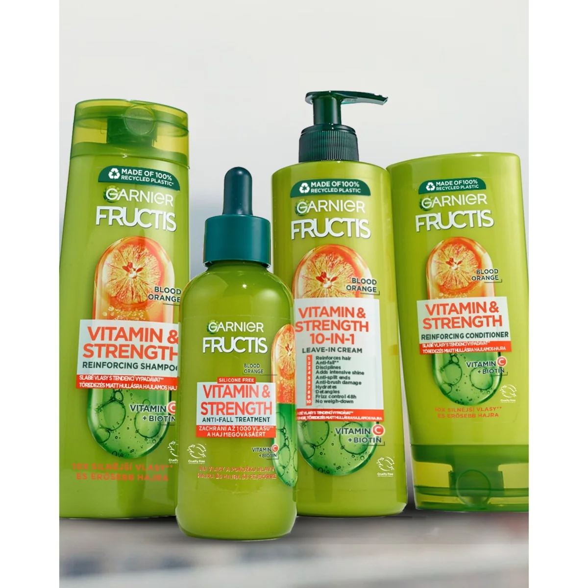 Garnier Fructis Vitamin & Strength 10v1 bezoplachová péče 400 ml