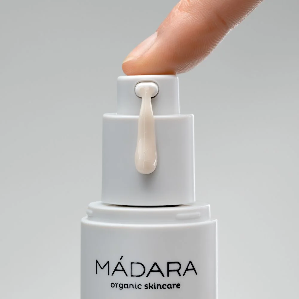 MÁDARA Botanic Niacinamide Alterna 5v1 sérum 30 ml