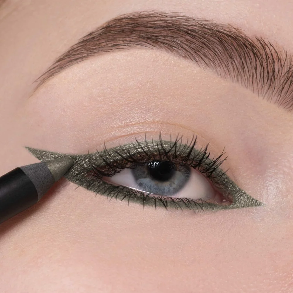 ARTDECO Soft Eye Liner Waterproof odstín 64 green island tužka na oči 1,2 g