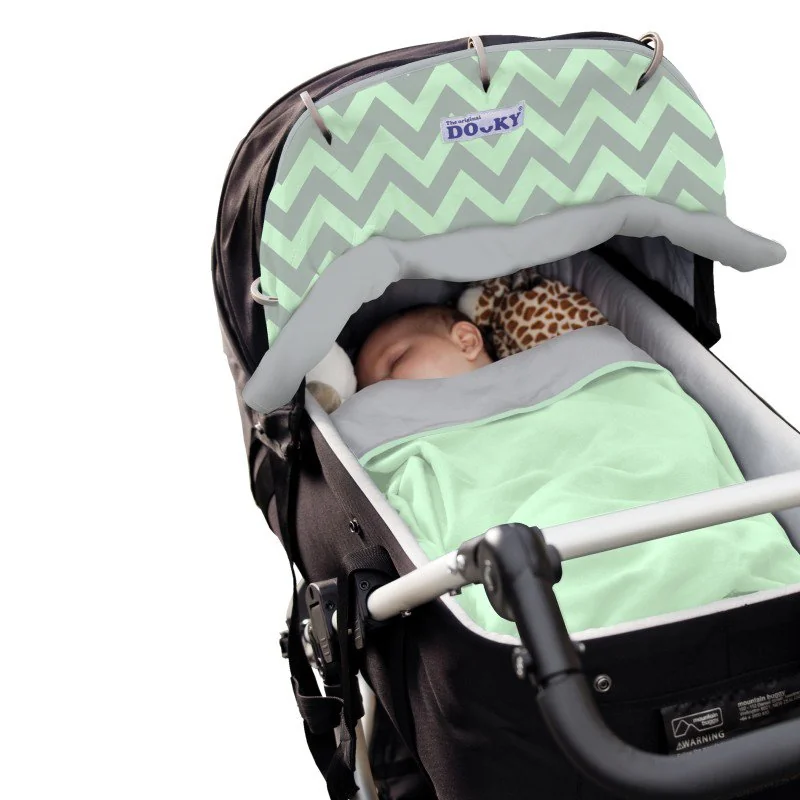 Dooky clona Reversible Mint/Grey Chevron 