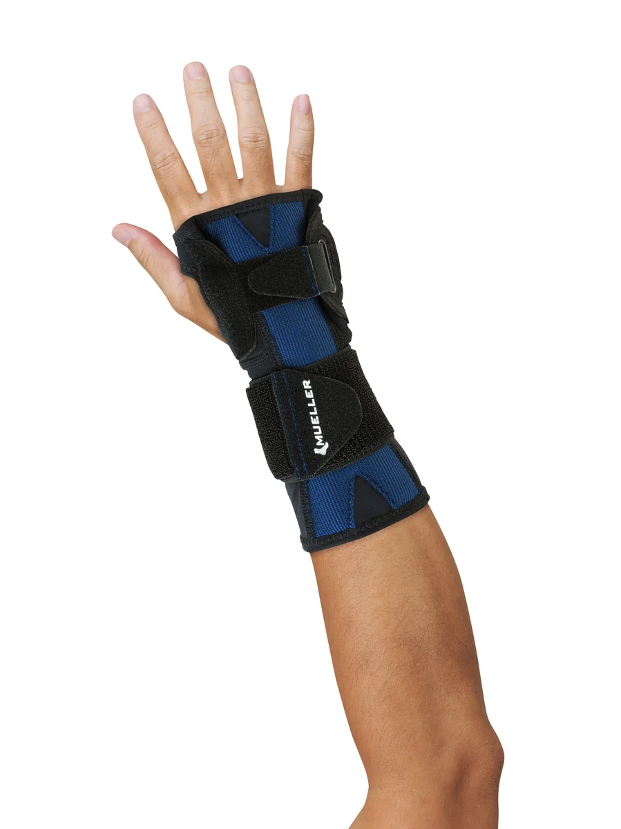 Mueller Sports Medicine X-Stay Wrist Stabilizer ortéza na zápěstí Velikost: S/M