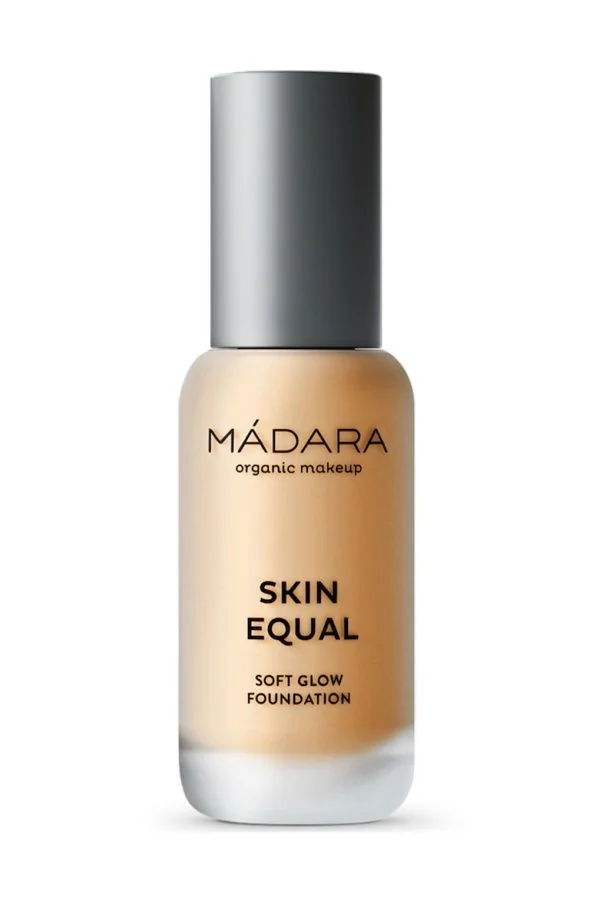 MÁDARA Skin Equal SPF15 Golden Sand make-up 30 ml