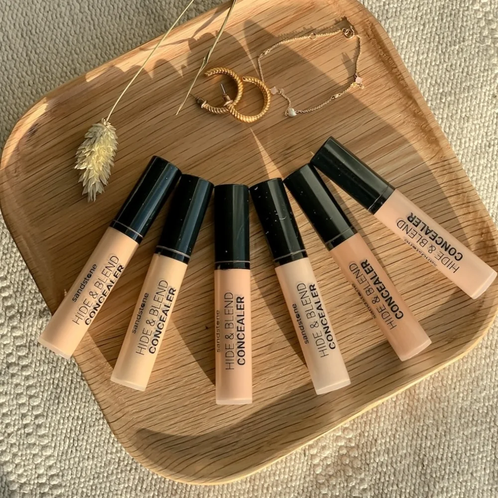 Sandstone Hide & Blend Concealer odstín N4 korektor 7,5 g